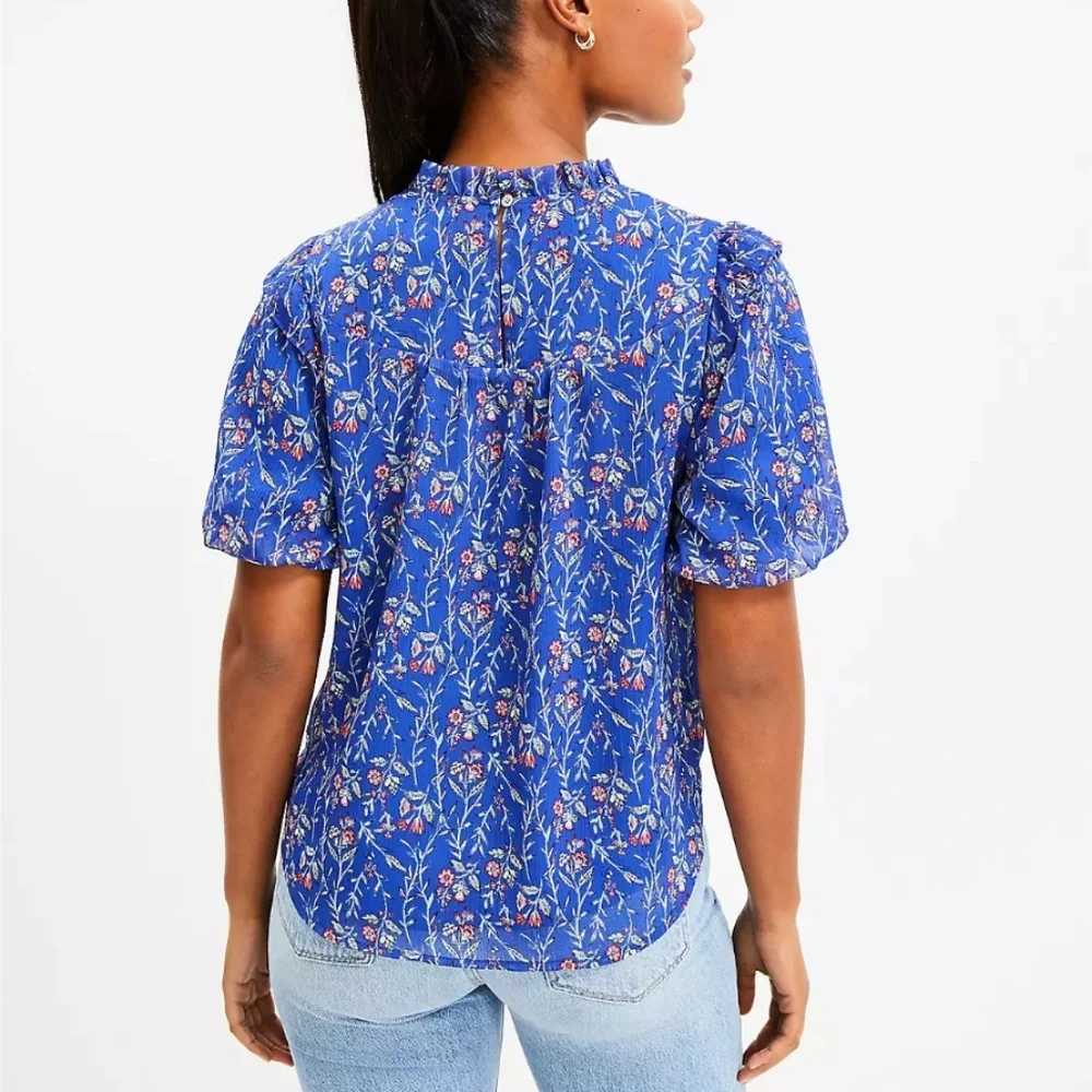 NWT LOFT Floral Ruffle Neck Puff Sleeve Top Cottagecore Blue, size M - Picture 3 of 10